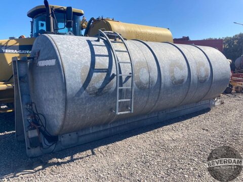 Peecon haakarm tank 22m3