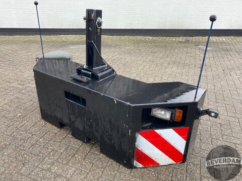 Sonstige Frontbumper / Frontgewicht 1250kg