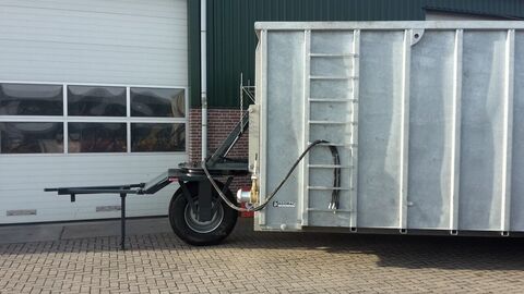 Sonstige Mestcontainer met neuswiel