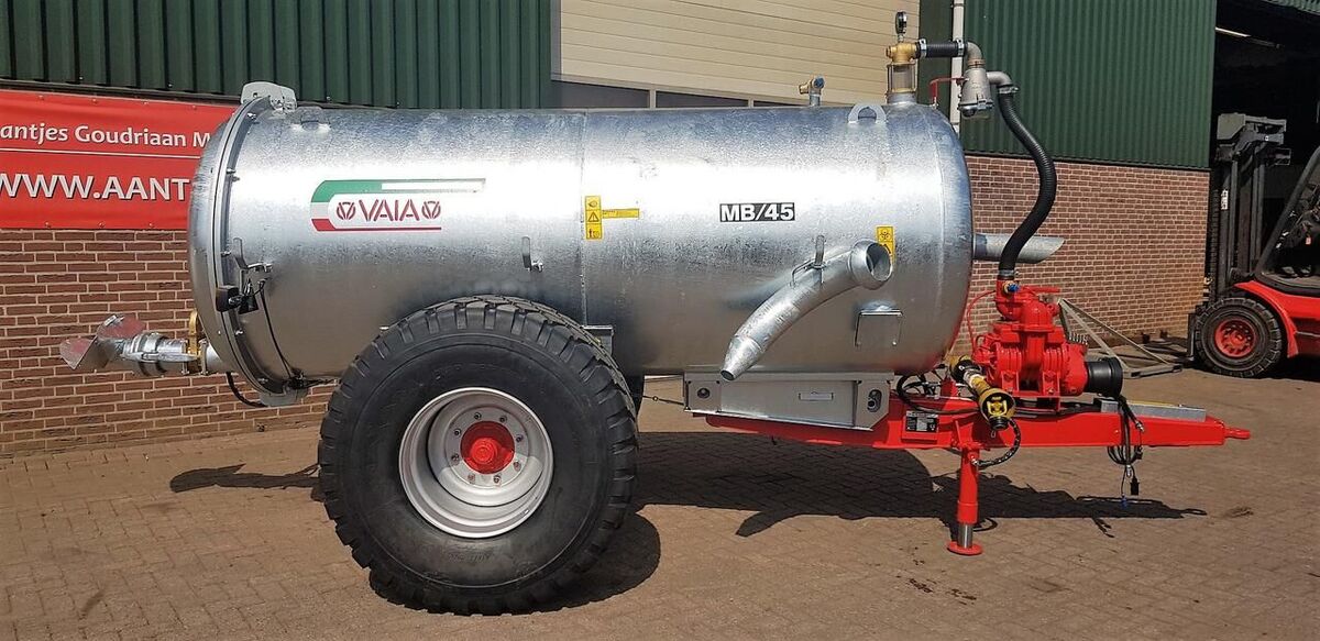 VAIA MB 45 Water tank  2
