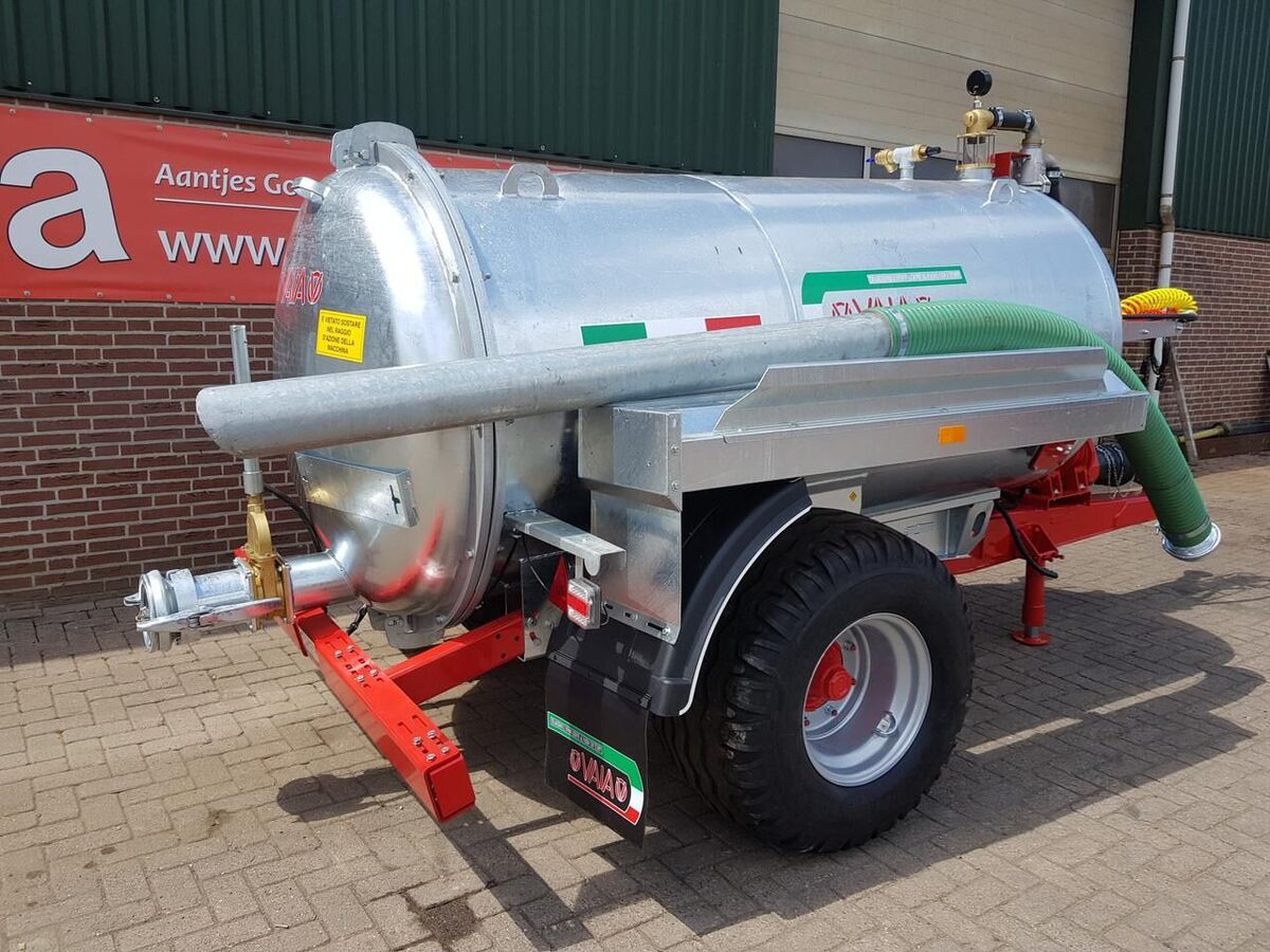 VAIA MB 35 watertank 3