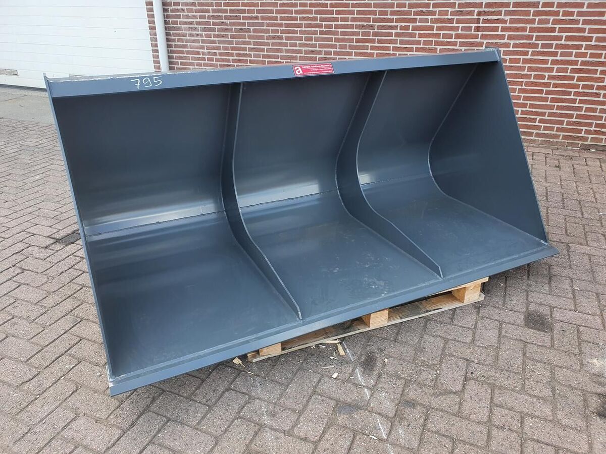 AGM volumebak 925 liter 2