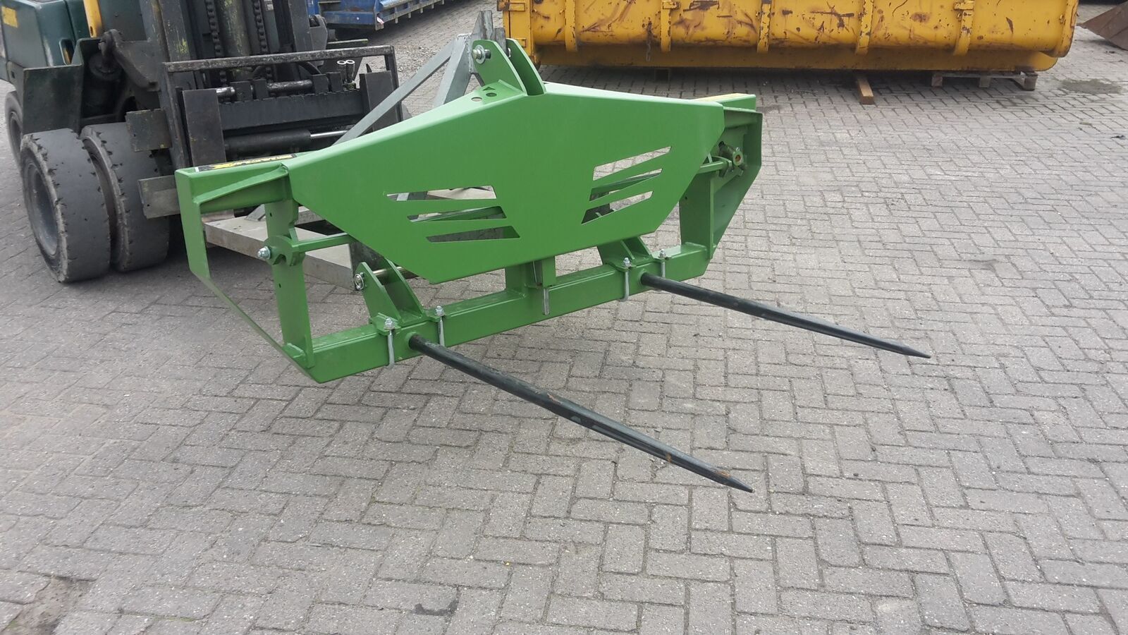 HUSTLER Balenafwikkelaar 3