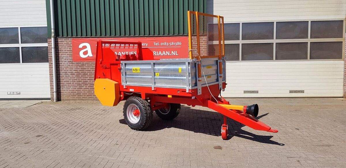 meststrooier 2.5T - Nieuw 1