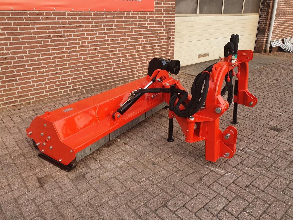 AGF 180 Verstekklepelmaaier 2