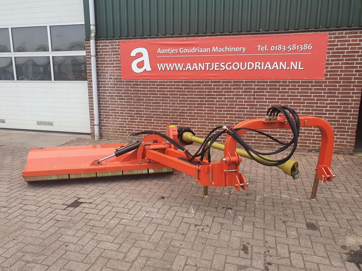 AGF 200 Verstekklepelmaaier 1