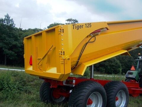 Tiger landbouwkipper 2