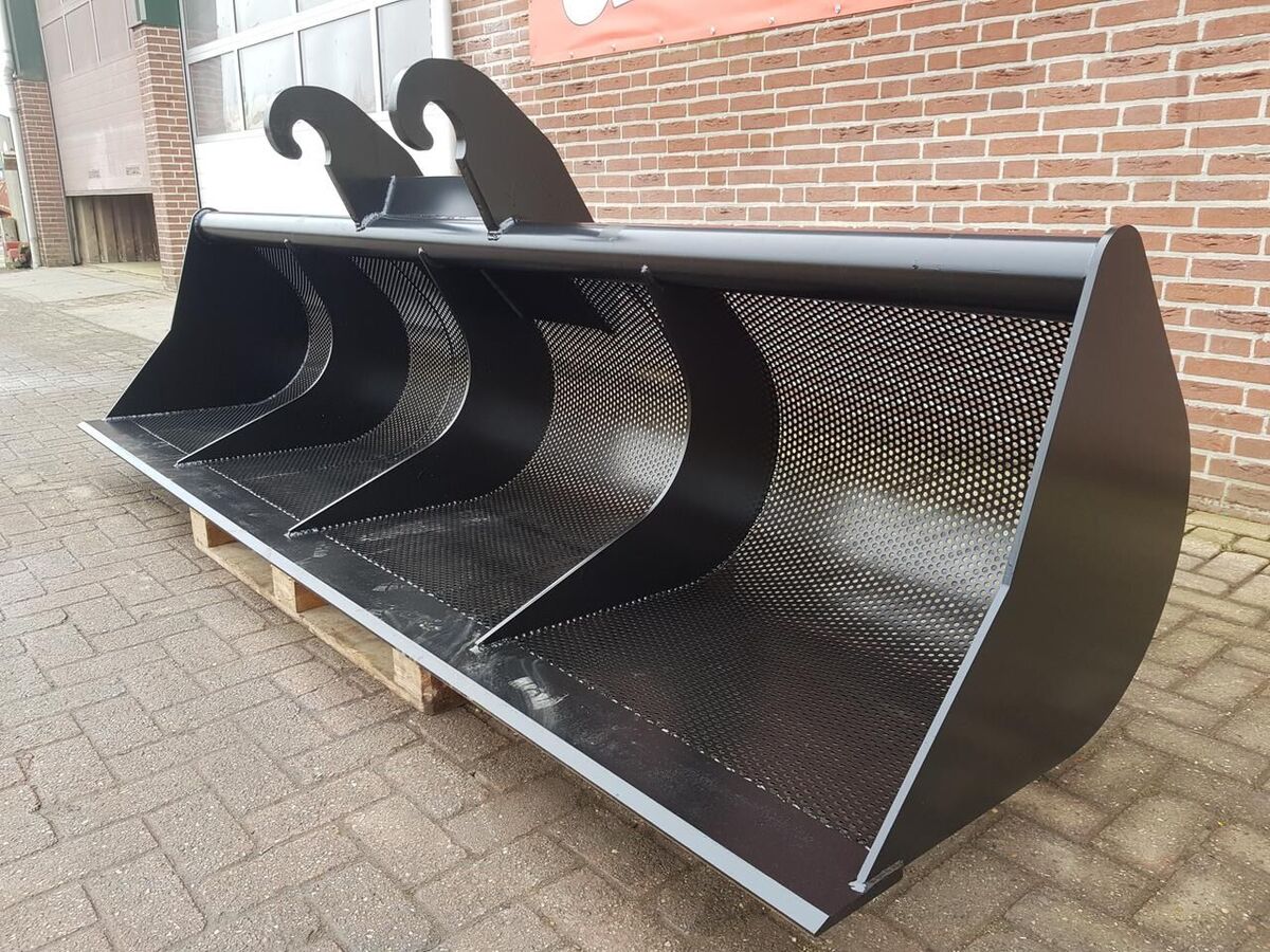 AGM Baggerbak 3 meter breed CW 3 2