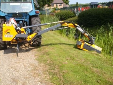 Sonstige arm-klepelmaaiers