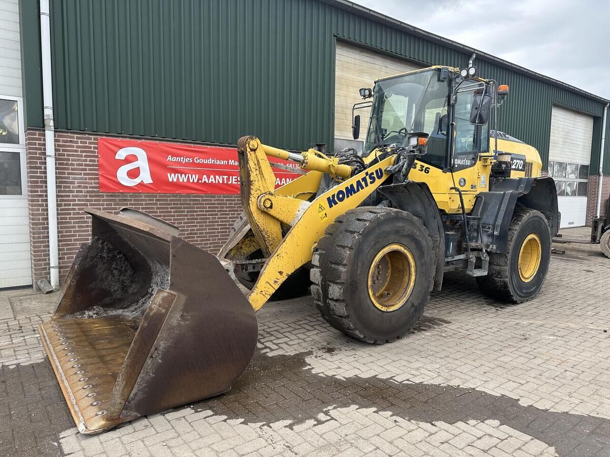 Shovel WA270 8 - Gebruikt 3