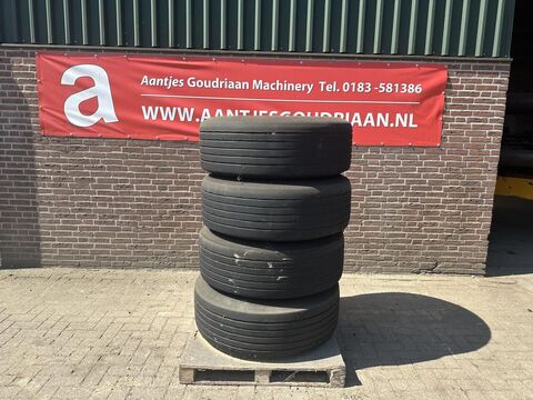 Sonstige 4 Banden 385/65/22.5 - Nieuw