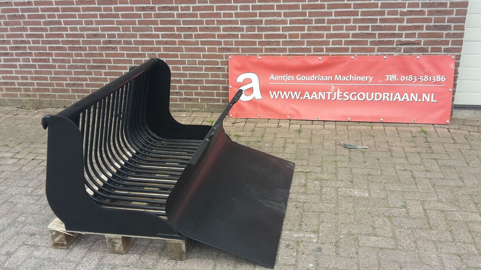 Voorlader en shovel bakken 1