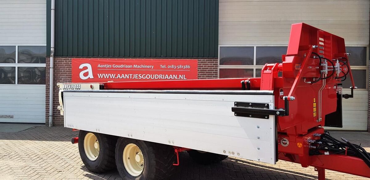  Brevis 100 met afdekluiken 2