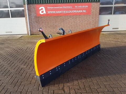Sonstige sneeuwschuif