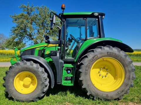 John Deere 6125M AutoPowr b43