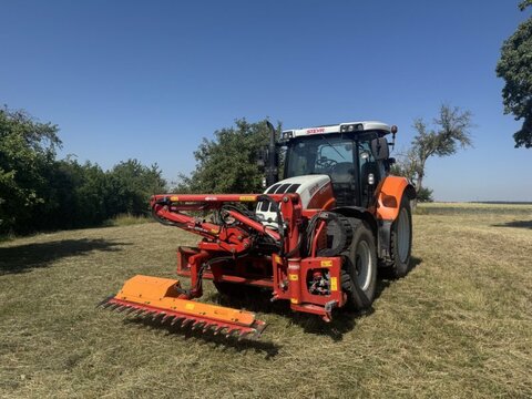 Steyr 4110 Profi Dücker UNA 500 Astschere