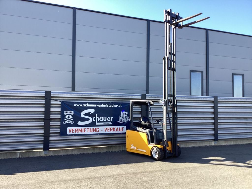 Jungheinrich EFG 220 1