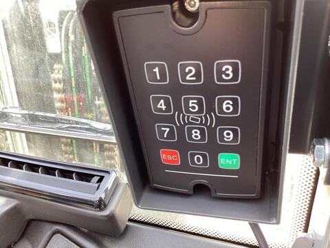 8177-5495629e9e77719afe04485e409032c5-5646339