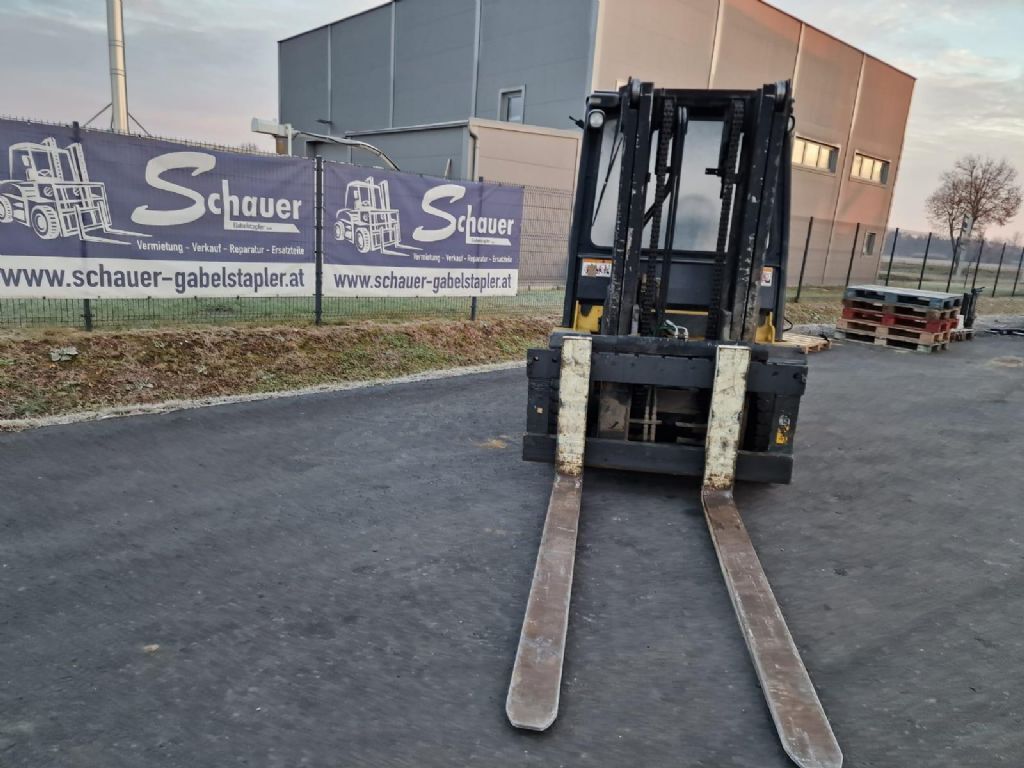 Yale GDP45SVX5 V2214 2