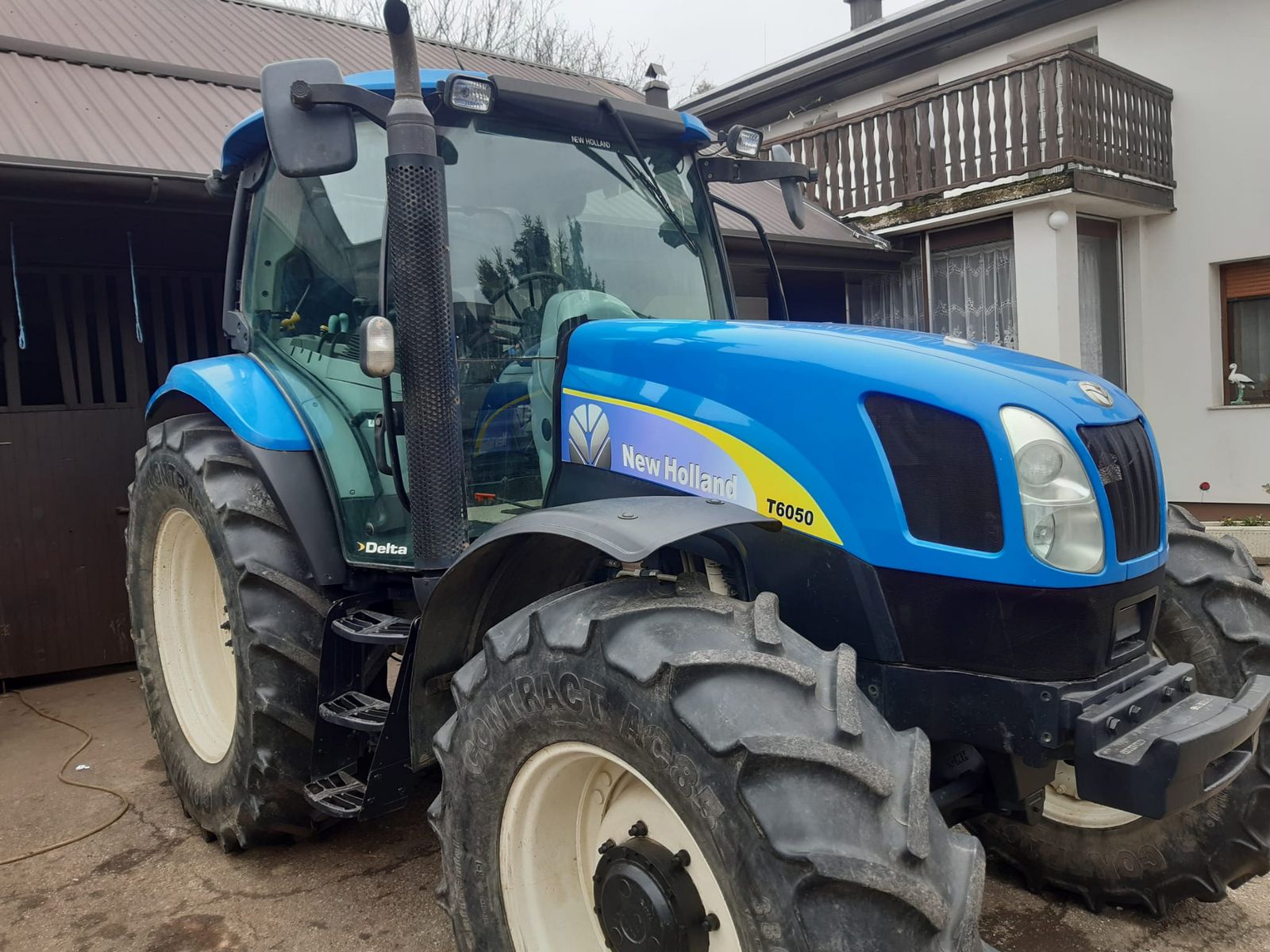 New Holland traktor NEW HOLLAND 160 ps 2