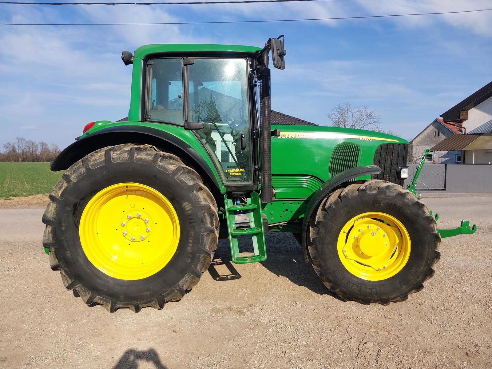 John Deere 6920 2