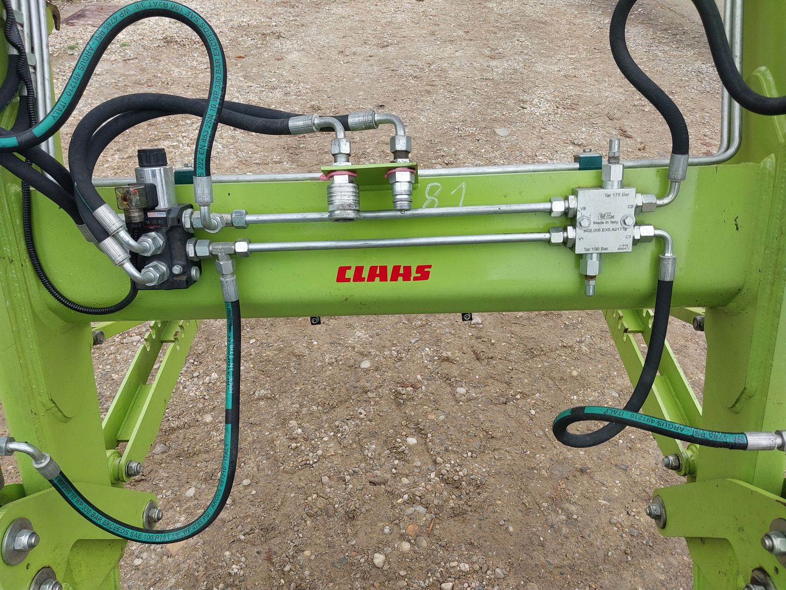 Claas Claas Celtis 426 436 446 456 front hydraulik und 2