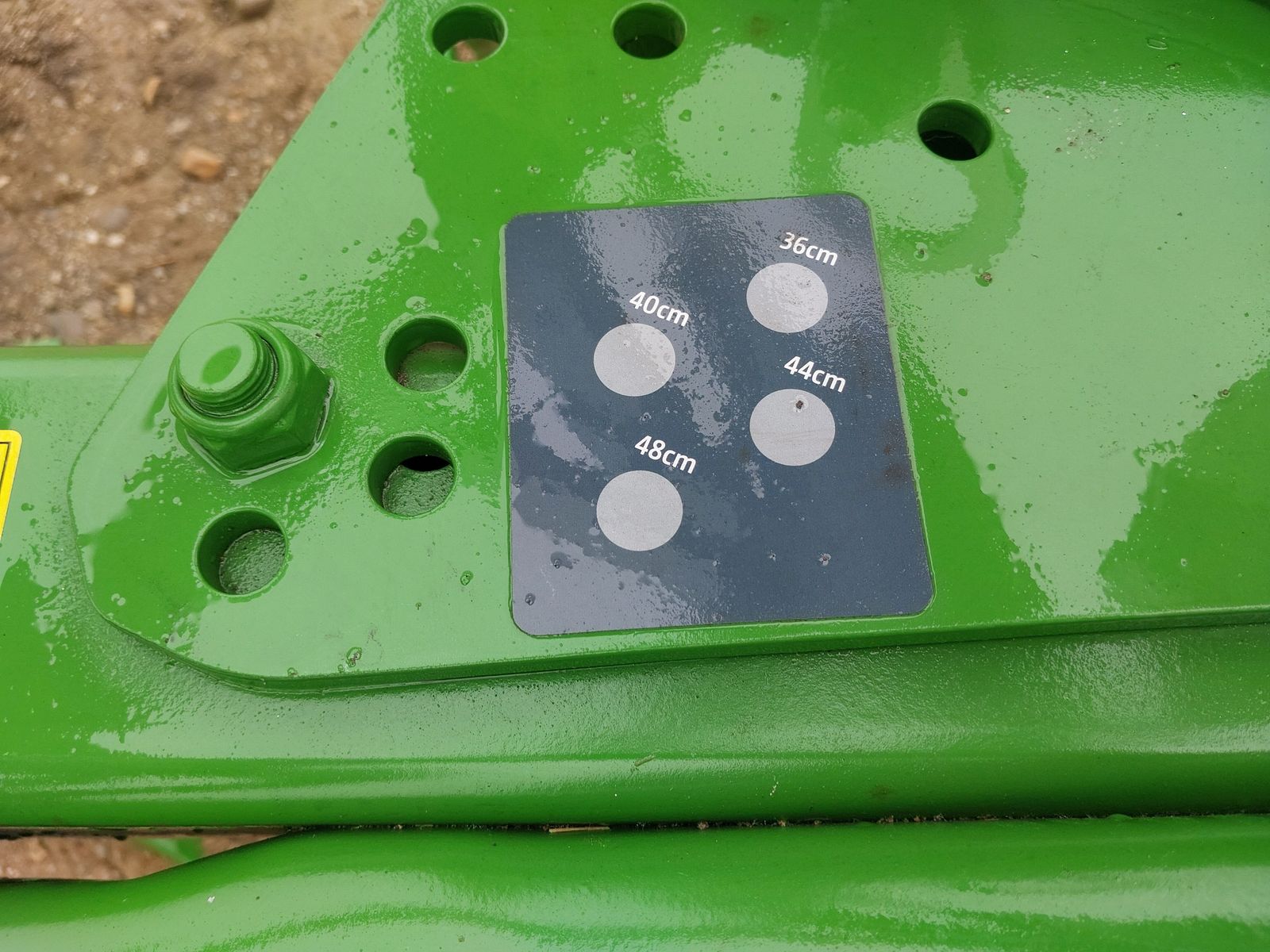 Amazone CAYROS M 2- 950 pflug  3