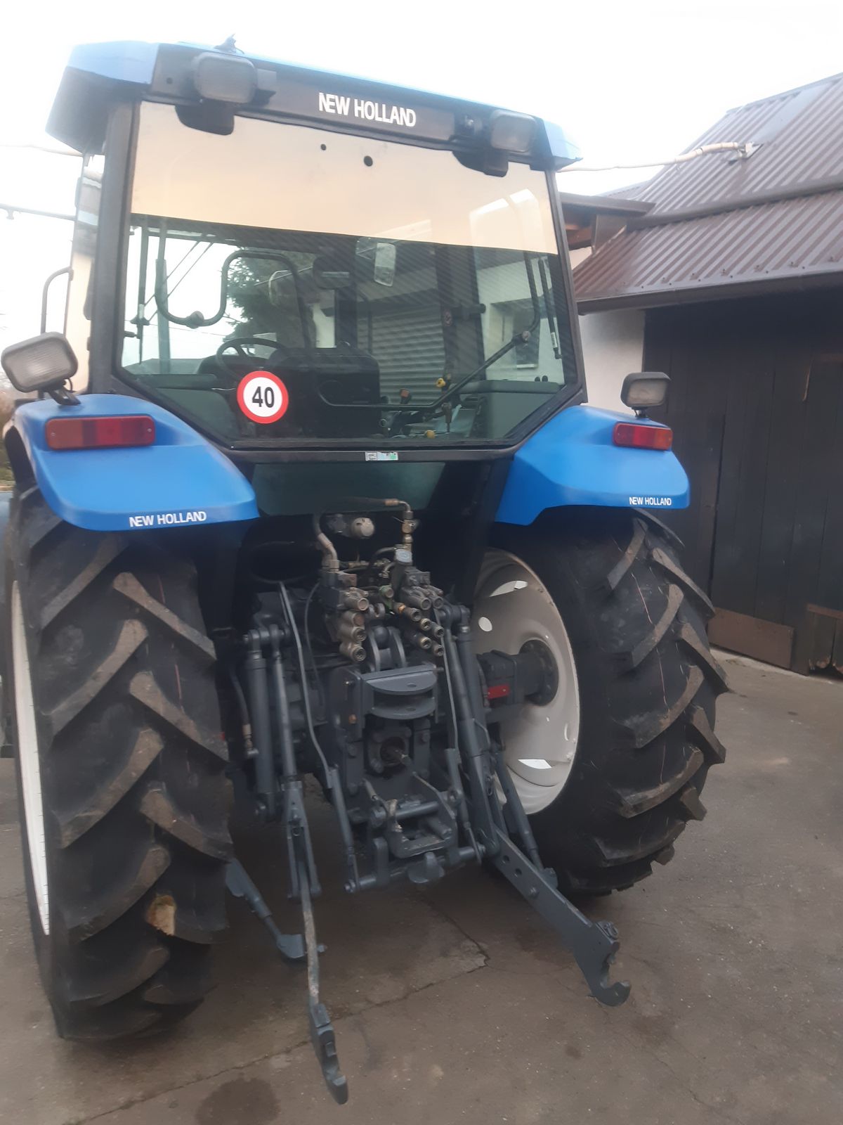 New Holland traktor new holland 100 ps 2