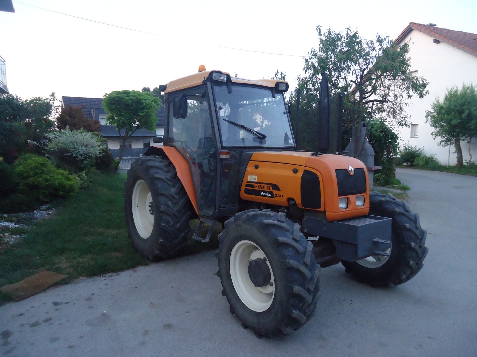 Renault RENAULT pales 230 3