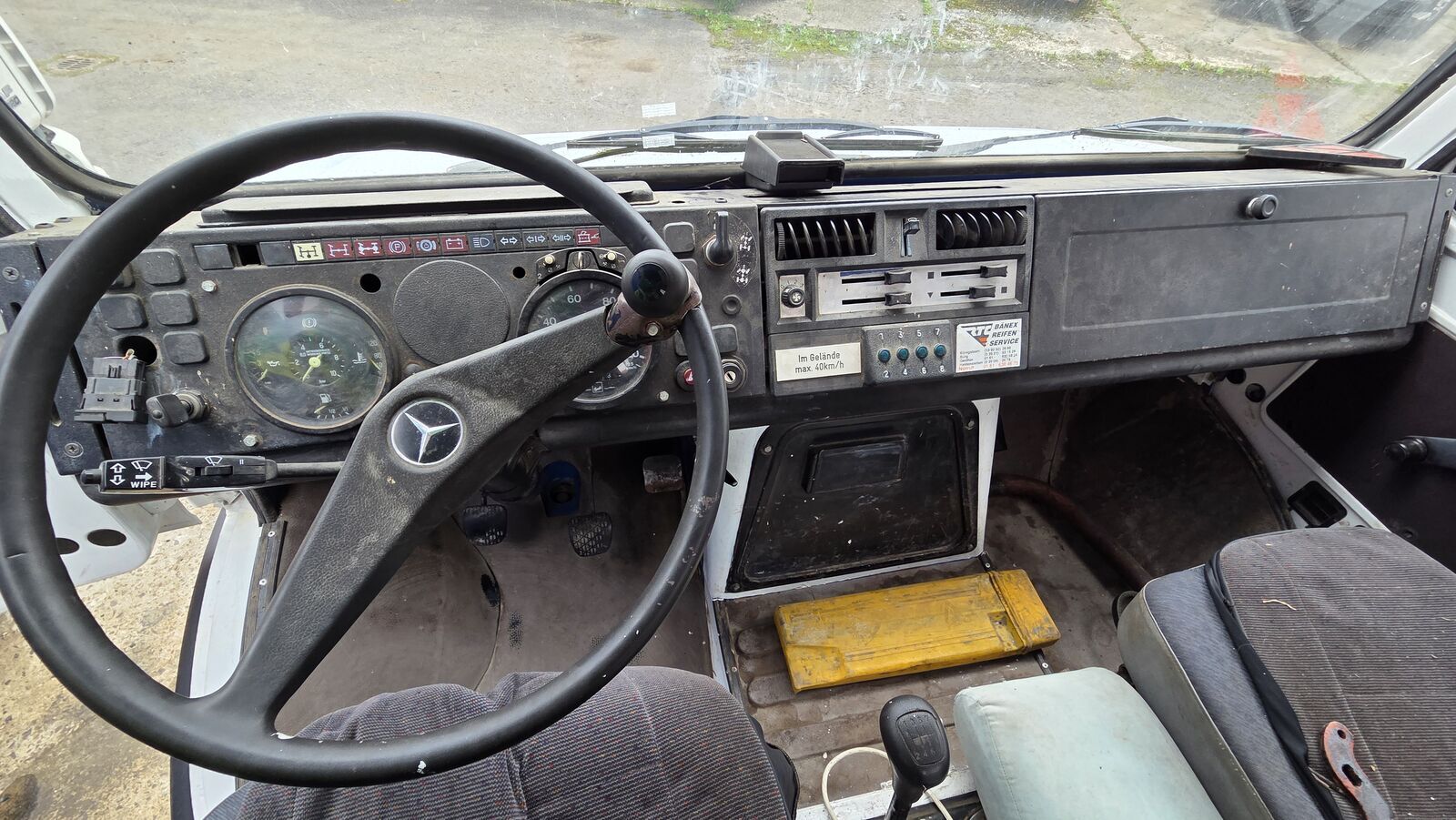 Mercedes UNIMOG 427.11 +12m! 2