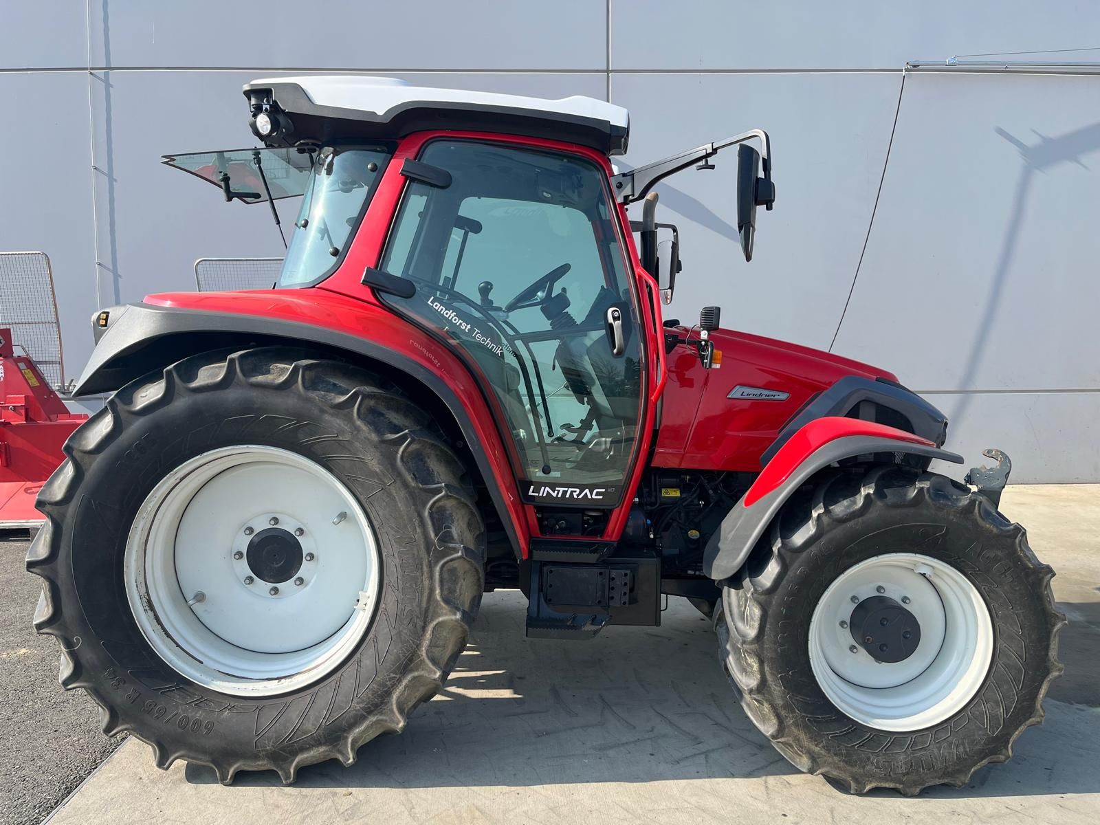 Lindner Lintrac 110 2