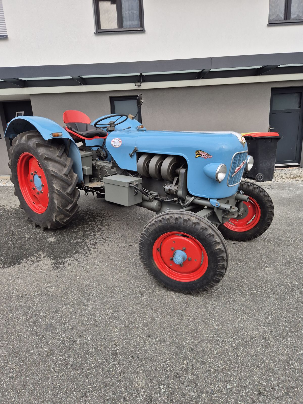 Eicher Königstiger EM 300 3