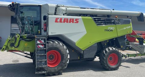 Claas TRION 730  