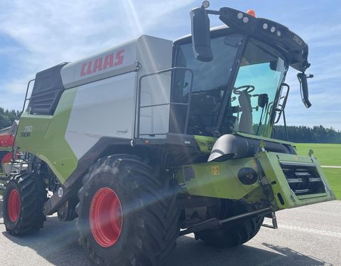 Claas TRION 730  