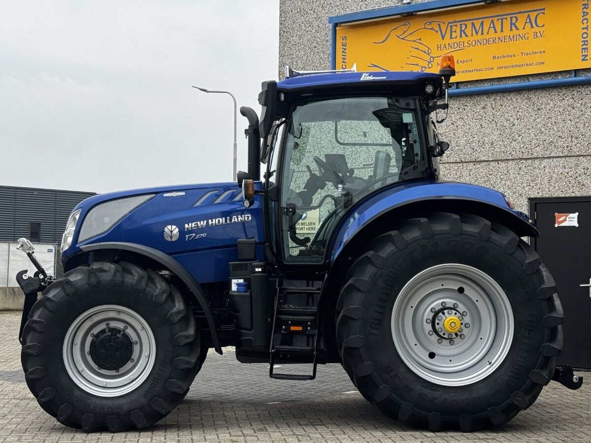 New Holland T7.270 2