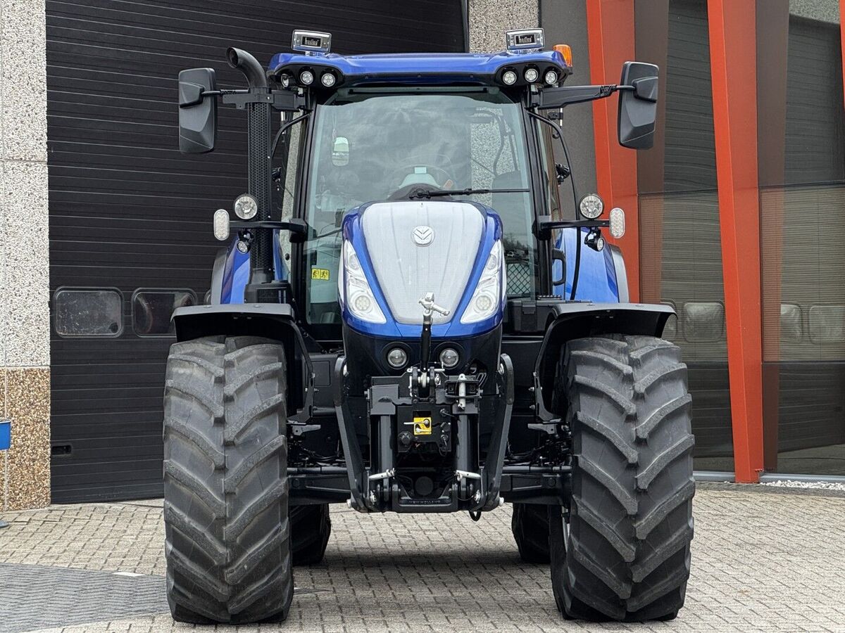 New Holland T7.270 3