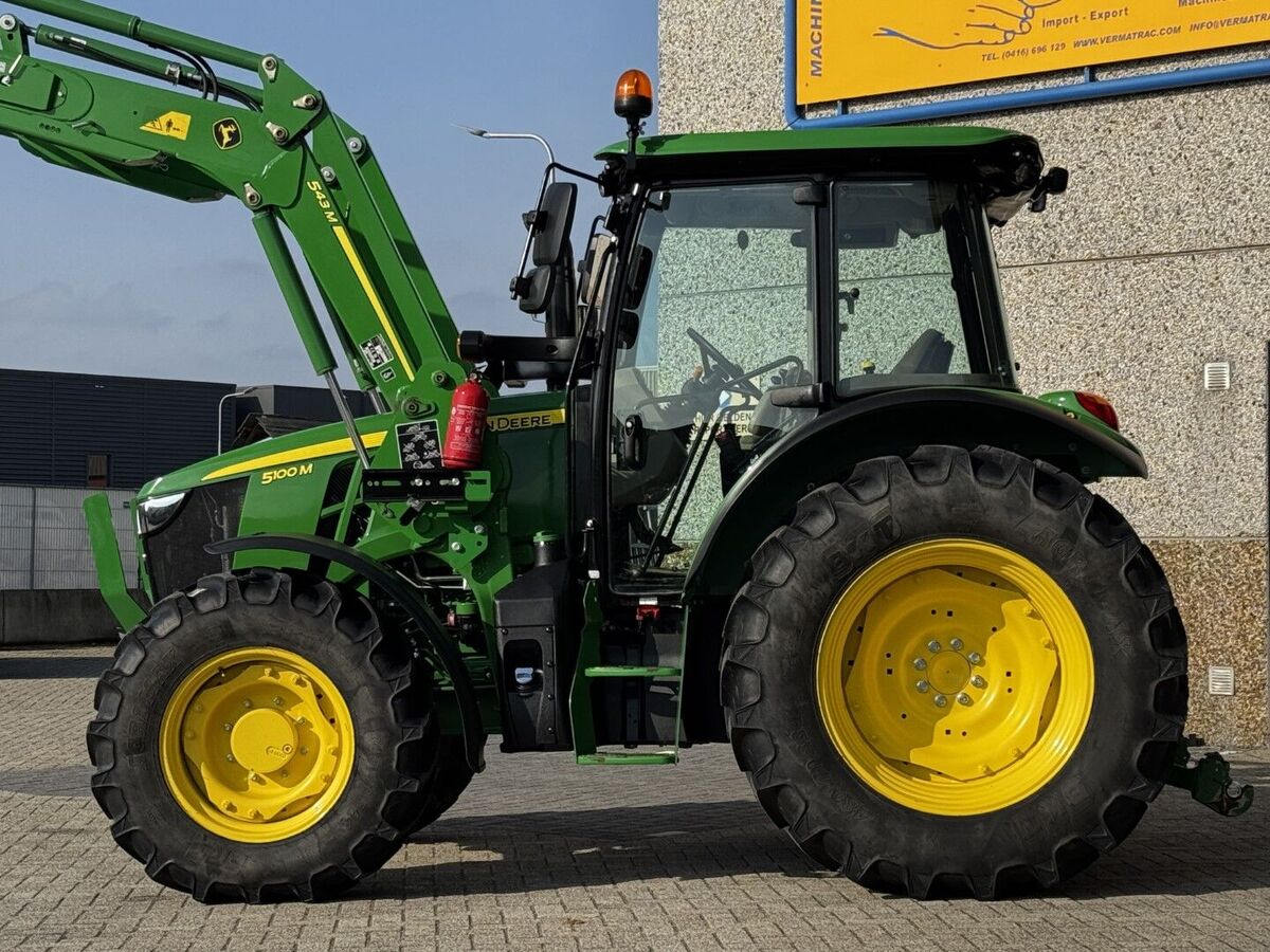John Deere 5100M 2