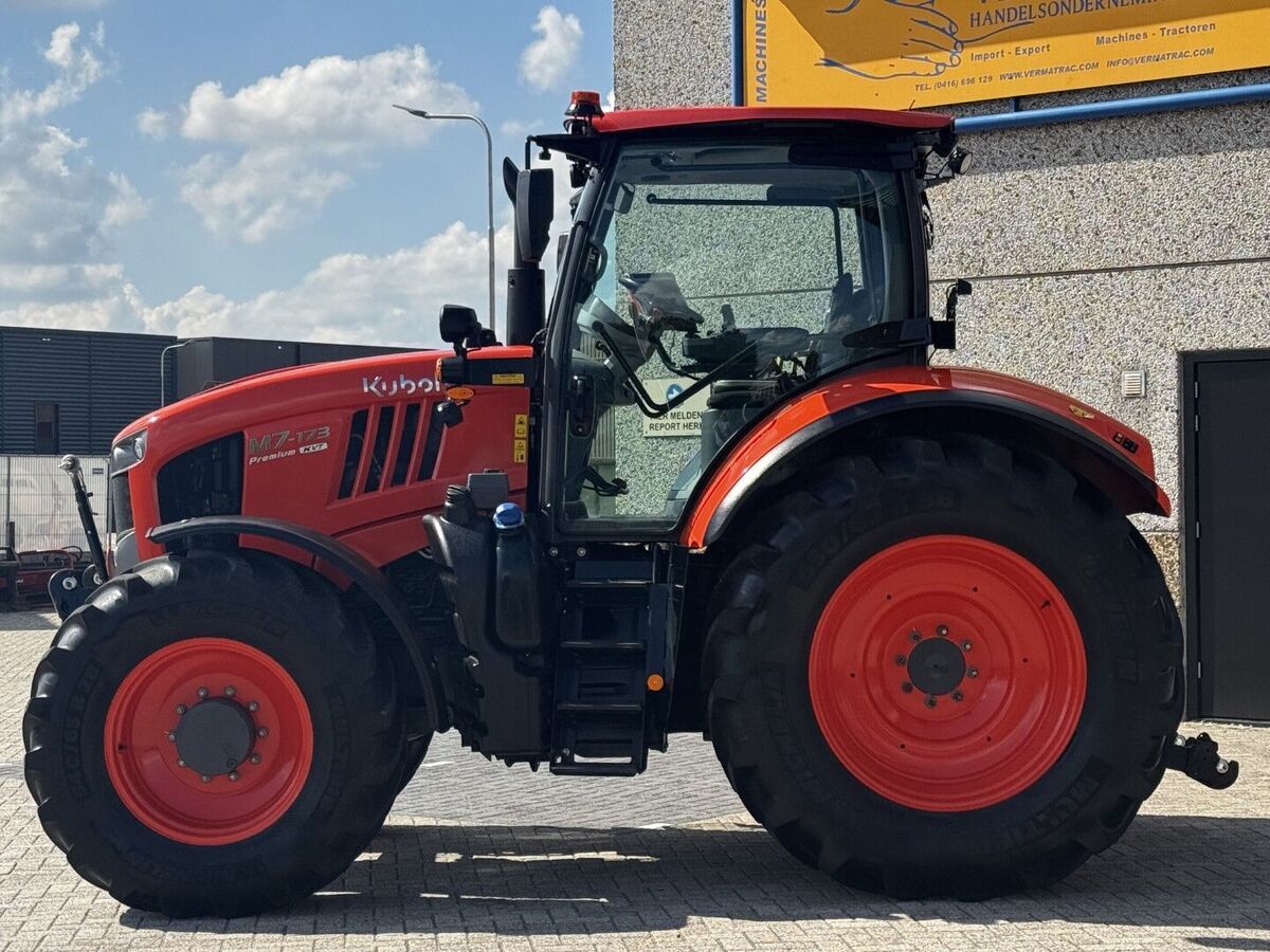 Kubota M7-173 KVT 2