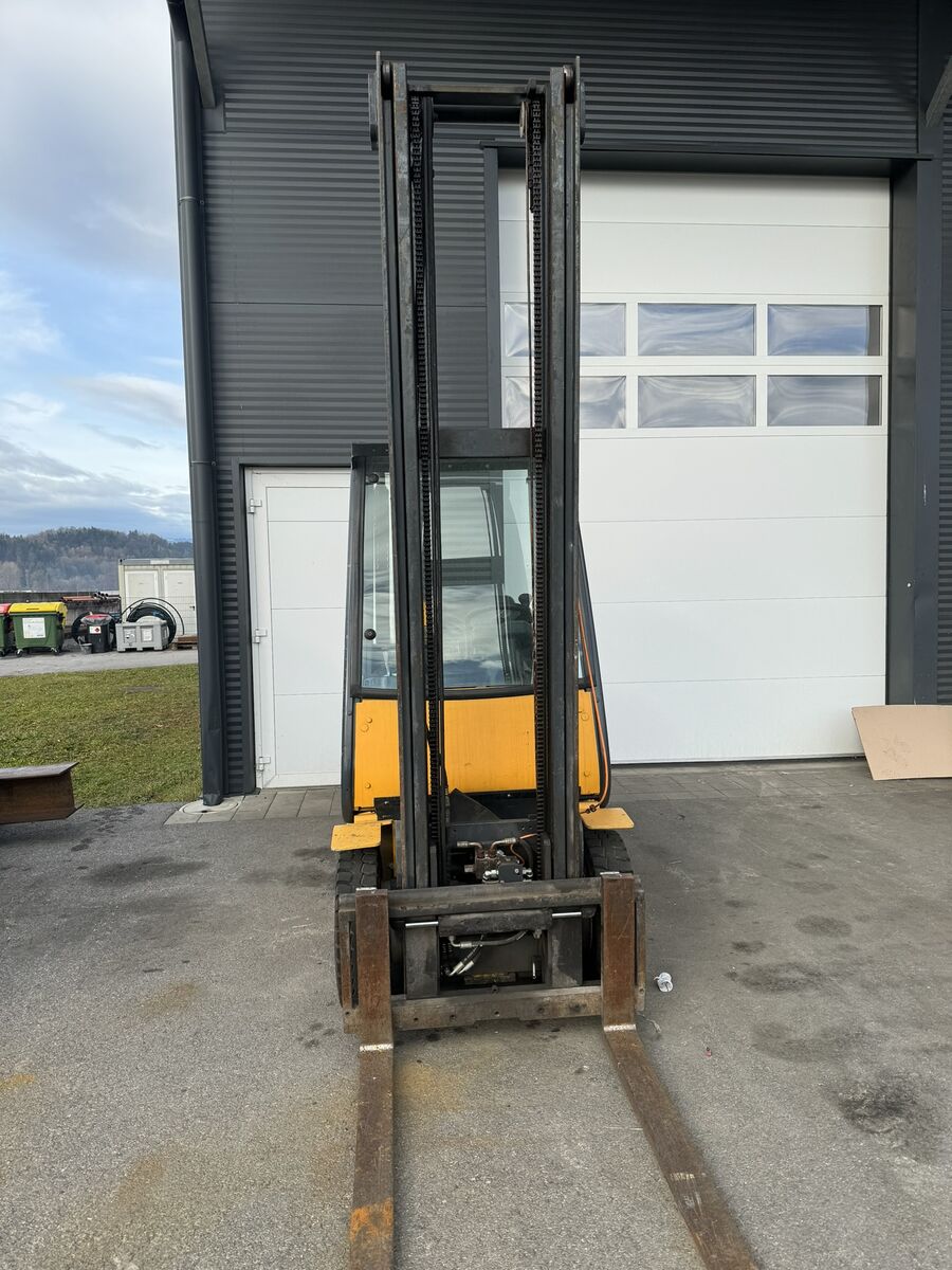 Jungheinrich TFG20AK 3