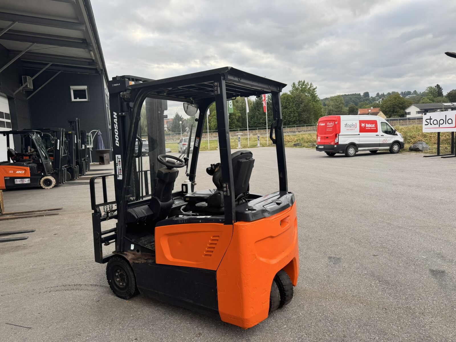Doosan B15T-7 2