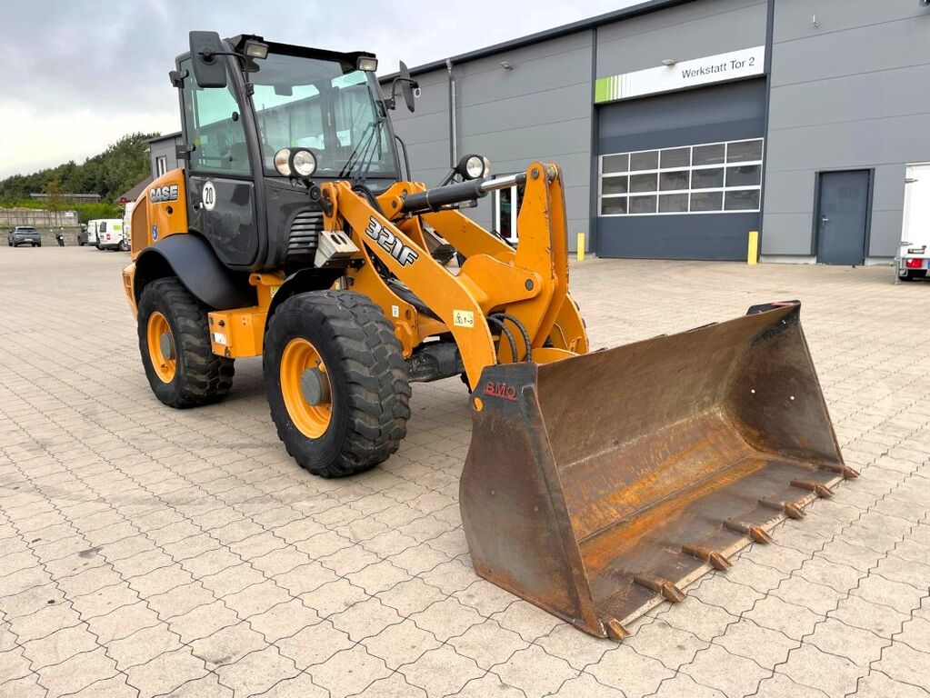 Case IH 321 F, Schaufel, nur 2.909 h ! 3