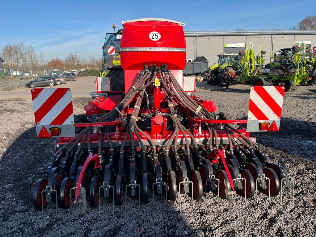 Horsch PRONTO 3 DC, nur 1.048 ha ! 2
