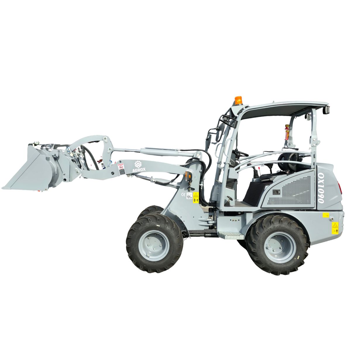 AGROX OX1090 Hoflader – 18,2 kW Kubota-Motor, 12 3