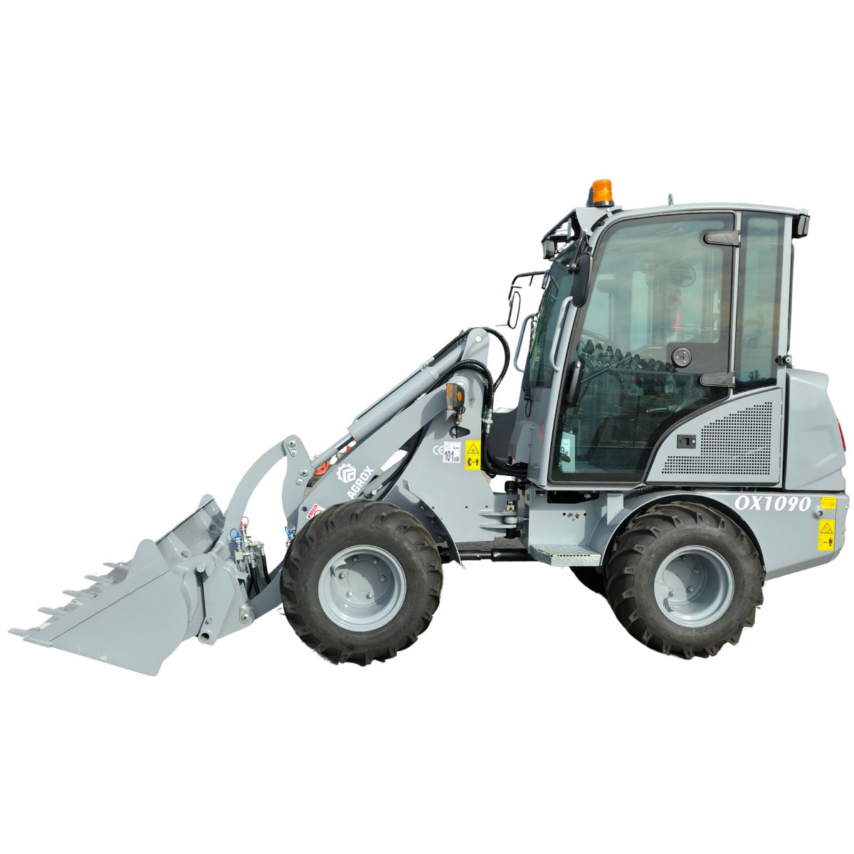 AGROX OX1090 Hoflader – 18,2 kW Kubota-Motor, 12 2
