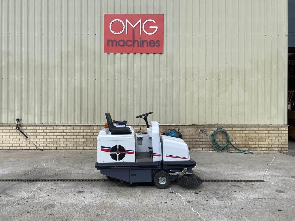 Dulevo 1100 EH, Veegmachine, Hoogkieper 1