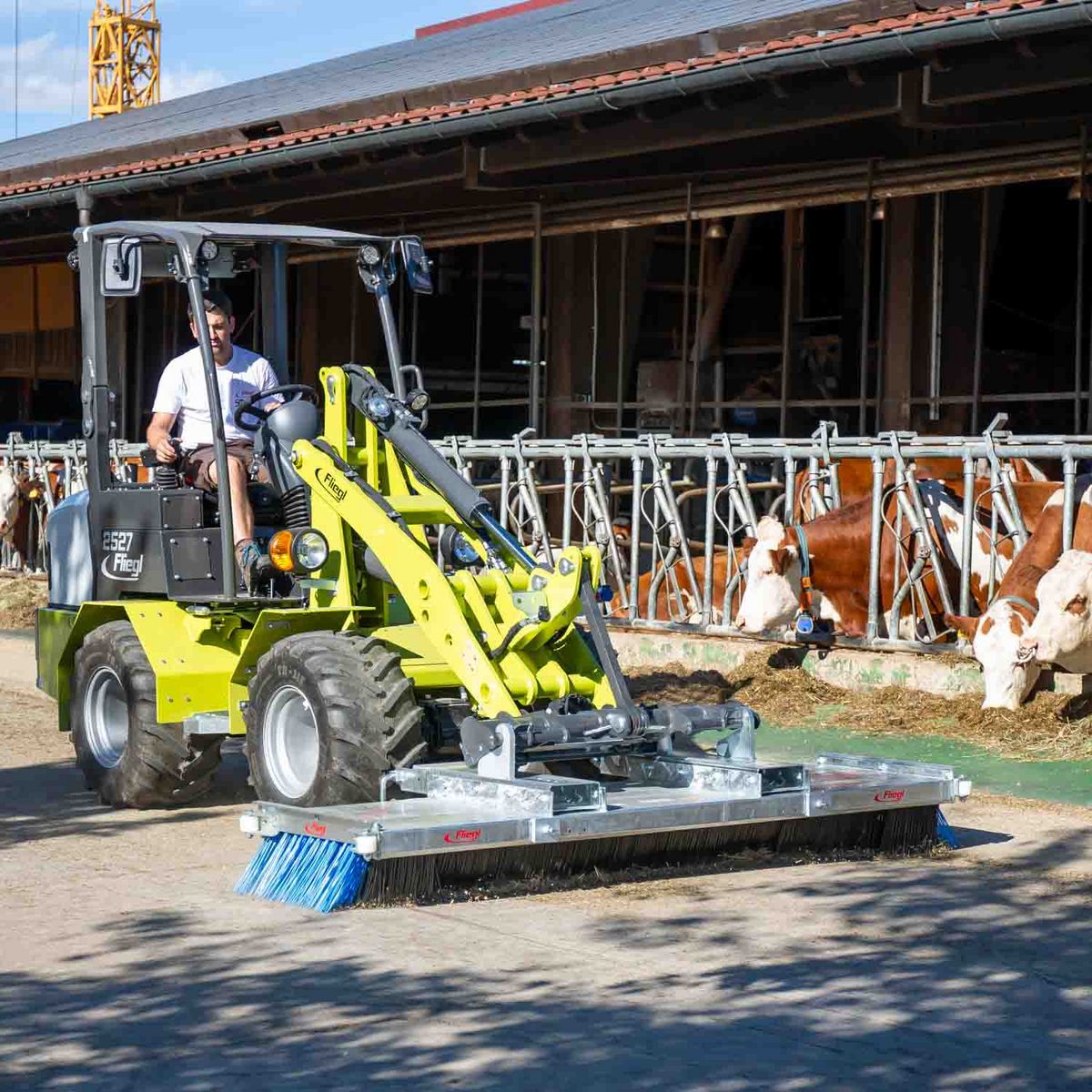 Fliegl Kehrtechnik, Kehrmaschine, Wischmaschine, Kehrbe 1