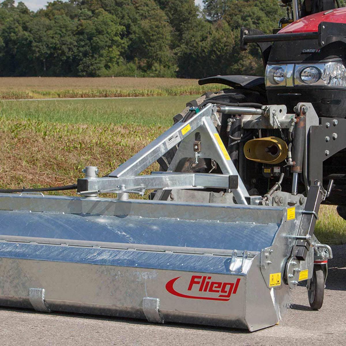 Fliegl Kehrtechnik, Kehrmaschine, Wischmaschine 3