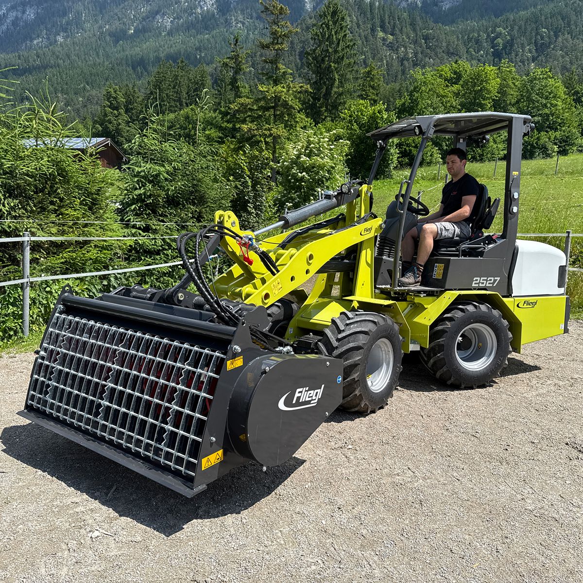 Fliegl Betonmischschaufel, Mischmeister Fliegl 350 Lite 1