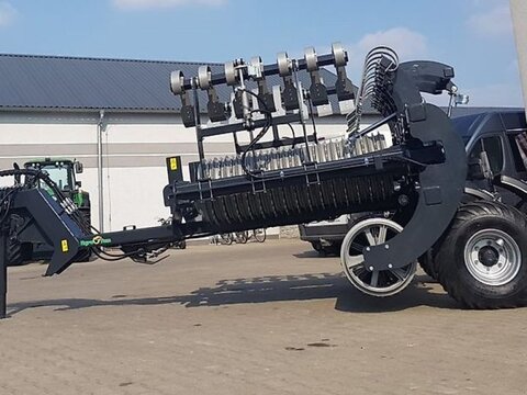 MD Landmaschinen AGT Cambridgewalze WD Premium  5 m -6 m 3 Zylind