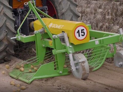 MD Landmaschinen BO Kartoffelroder mit Seitenauswurf Ursa